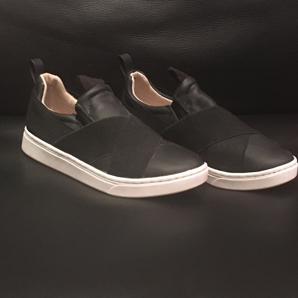 ❌SOLD Zara Slip-Ons size 35 - Picture 1 of 3